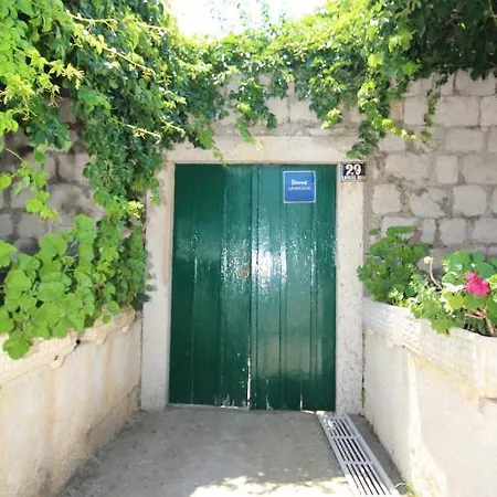 East West * Dubrovnik